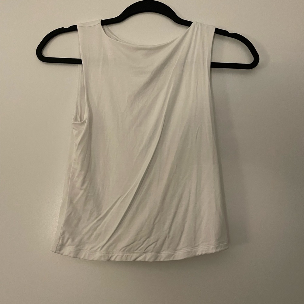 Wilfred White SmoothTank Top